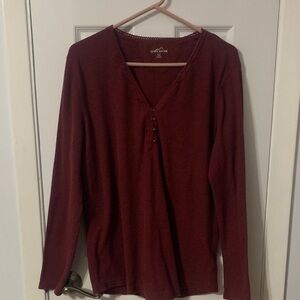 Eddie Bauer V Neck thermal Burgundy Long Sleeve Top. Crochet accent.